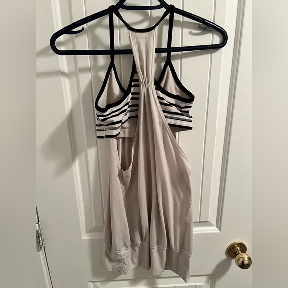 3/$15 Lululemon No Limits Tank - Picture 3 of 3